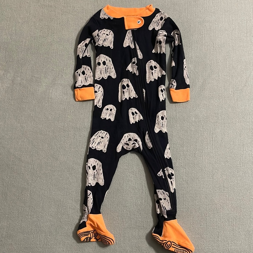 Burt’s Bee’s Halloween pj’s